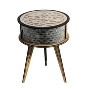 Table de nuit, Calligraphie