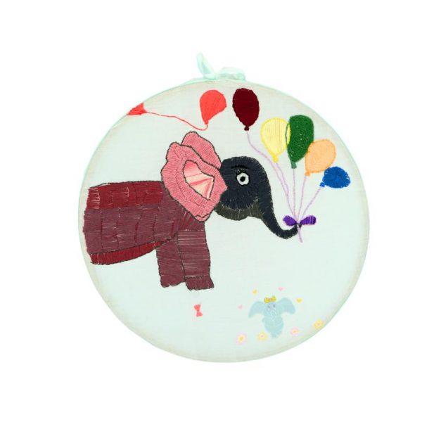 Décoration murale de broderie faite à la main _éléphant avec ballons